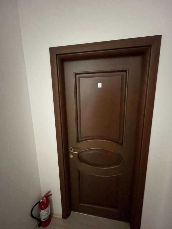 Hotel Vila Regal Mamaja Zewnętrze zdjęcie